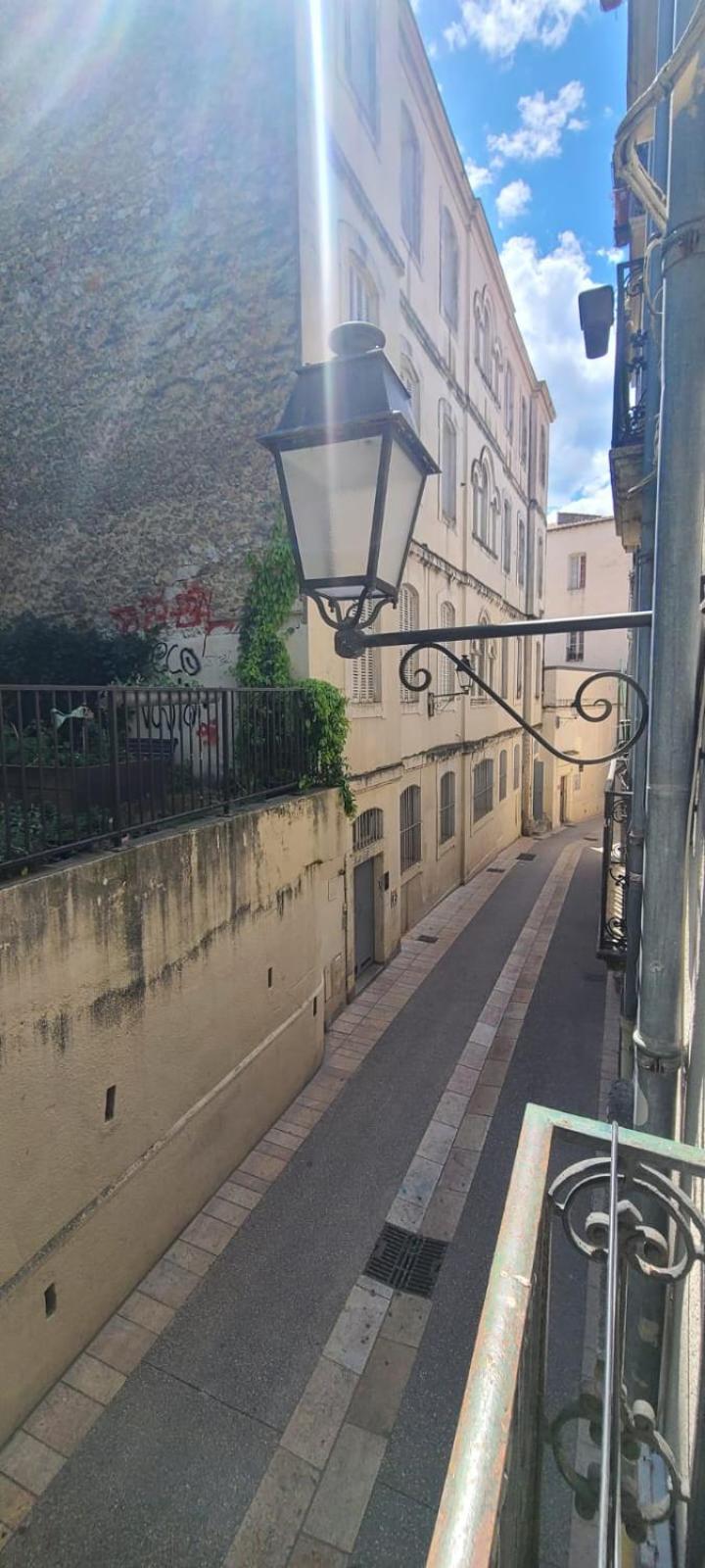 Apartamento Studio Au Coeur Historique De Montpellier, 2 Personnes & Wifi Exterior foto